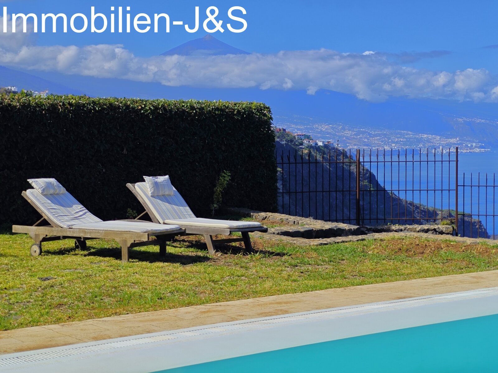 Espectacular villa en una ubicación privilegiada en el soleado «Jardín del Sol».