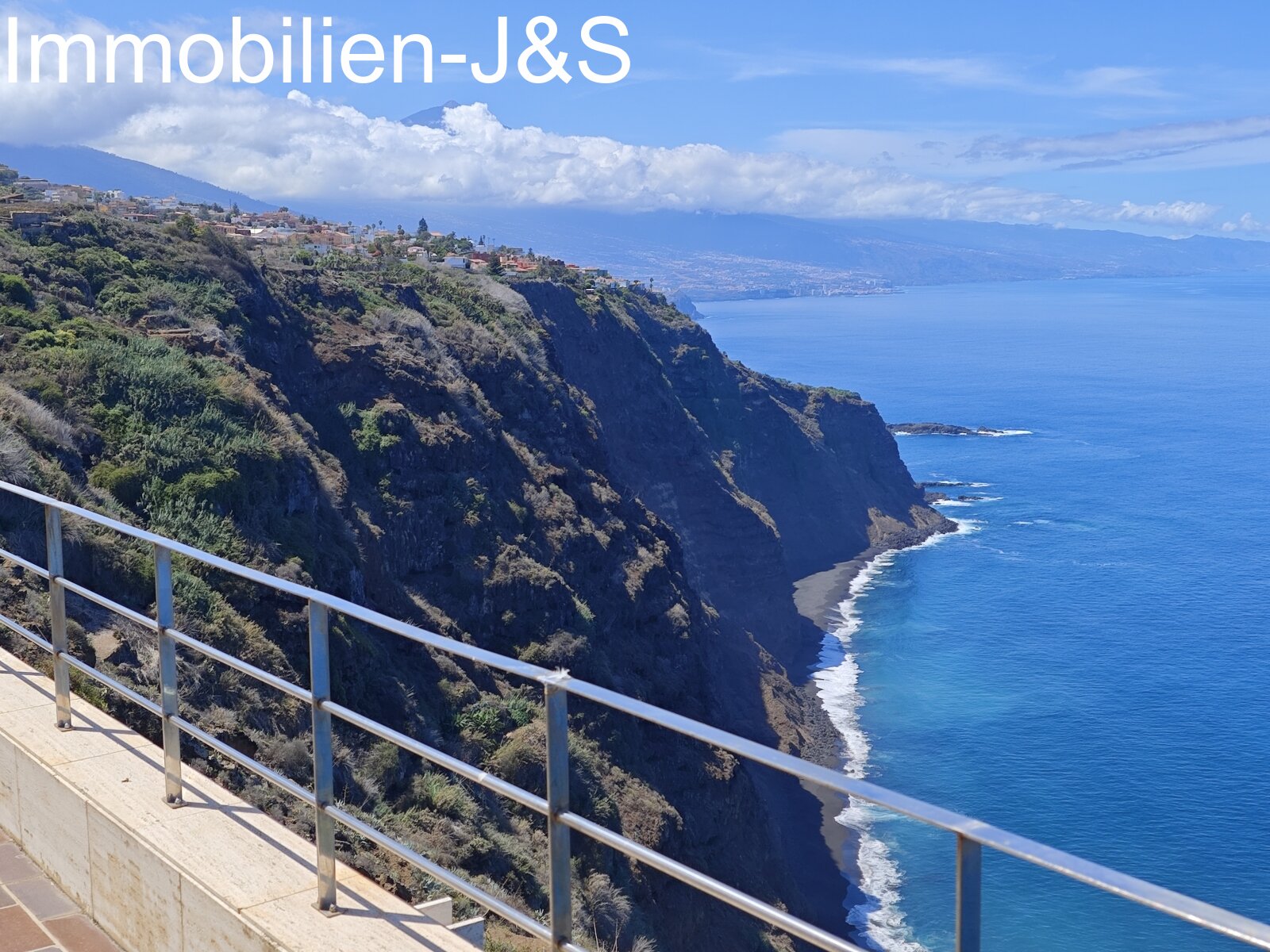 Espectacular villa en una ubicación privilegiada en el soleado «Jardín del Sol».
