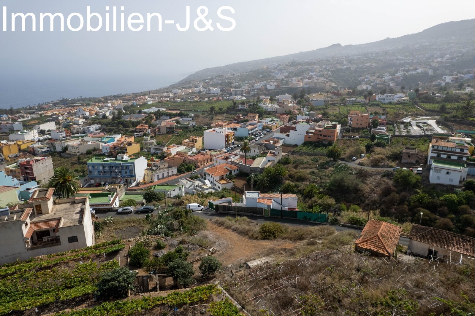 Propiedad con terreno agrícola adicional en Santa Ursula