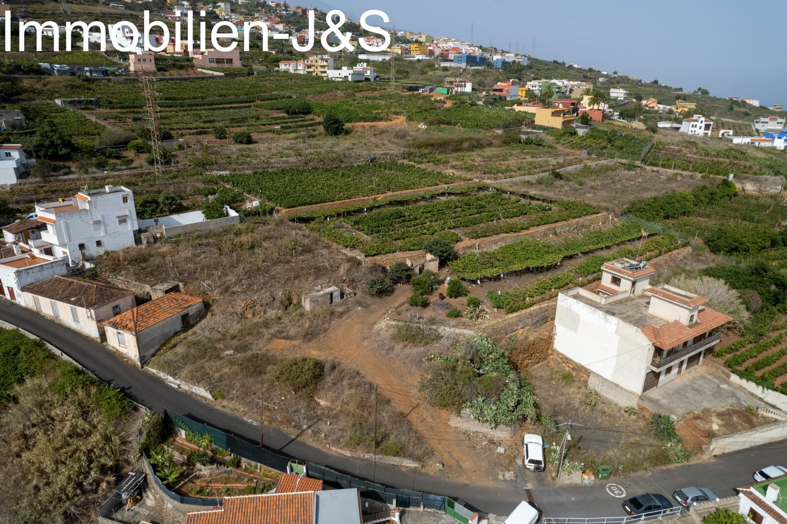 Propiedad con terreno agrícola adicional en Santa Ursula