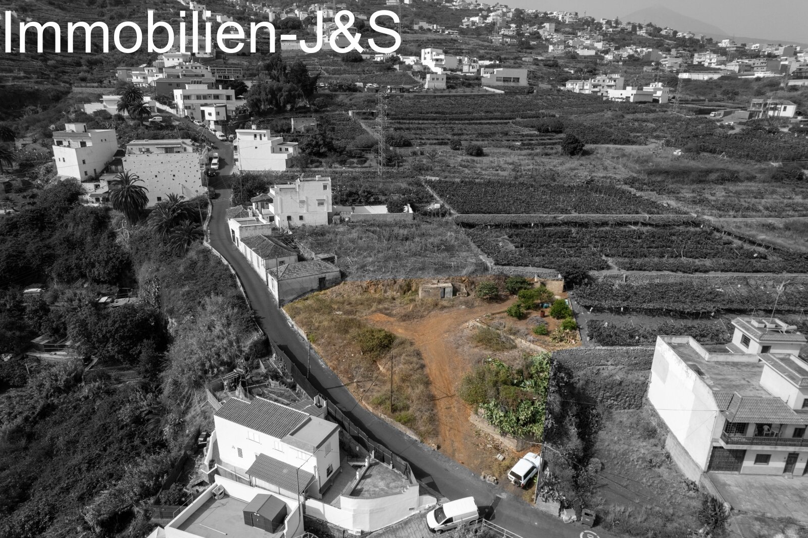 Propiedad con terreno agrícola adicional en Santa Ursula