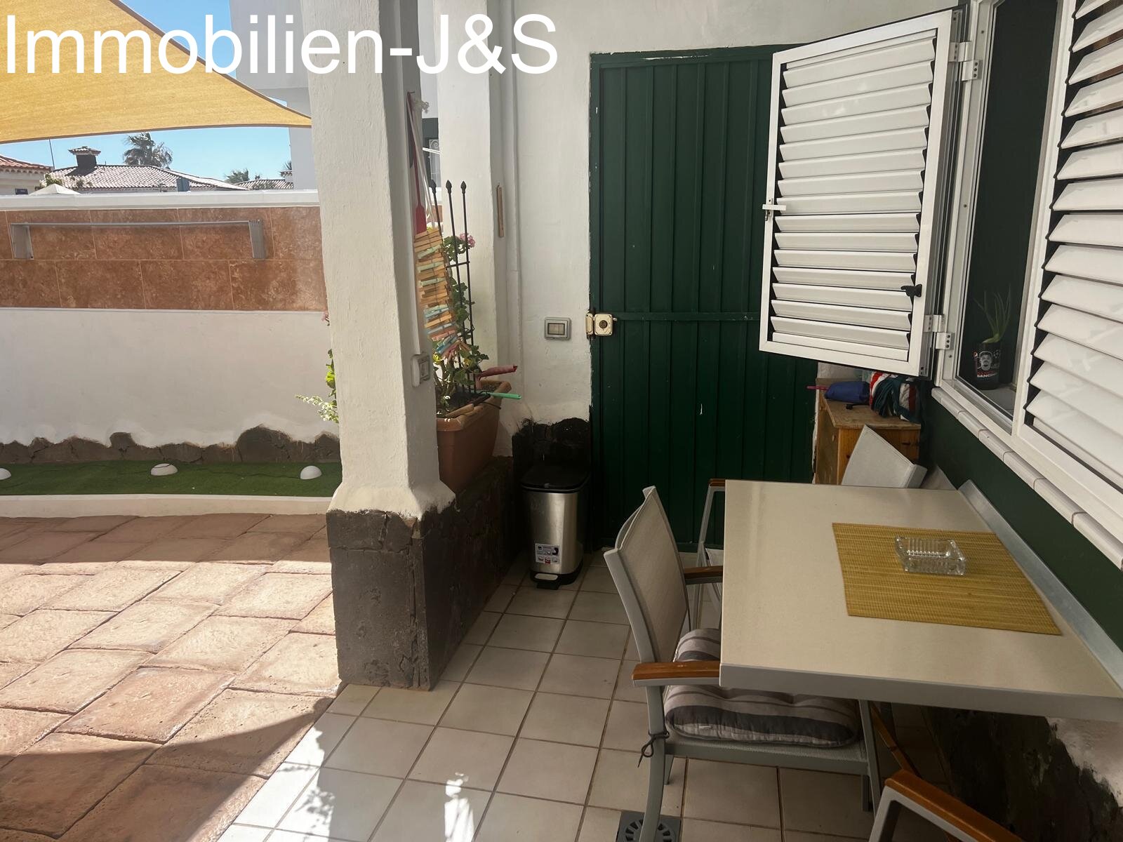 Acogedor dúplex con 3 dormitorios y plaza de garaje en Costa de Silencio