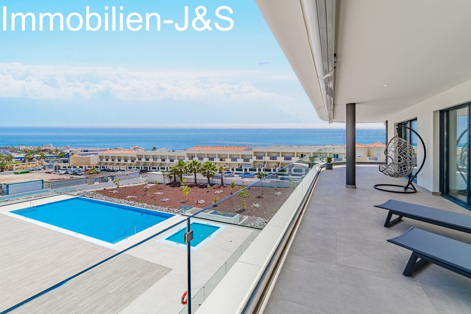 Espectacular ático en el lujoso complejo de nueva construcción «Atlantic Homes».