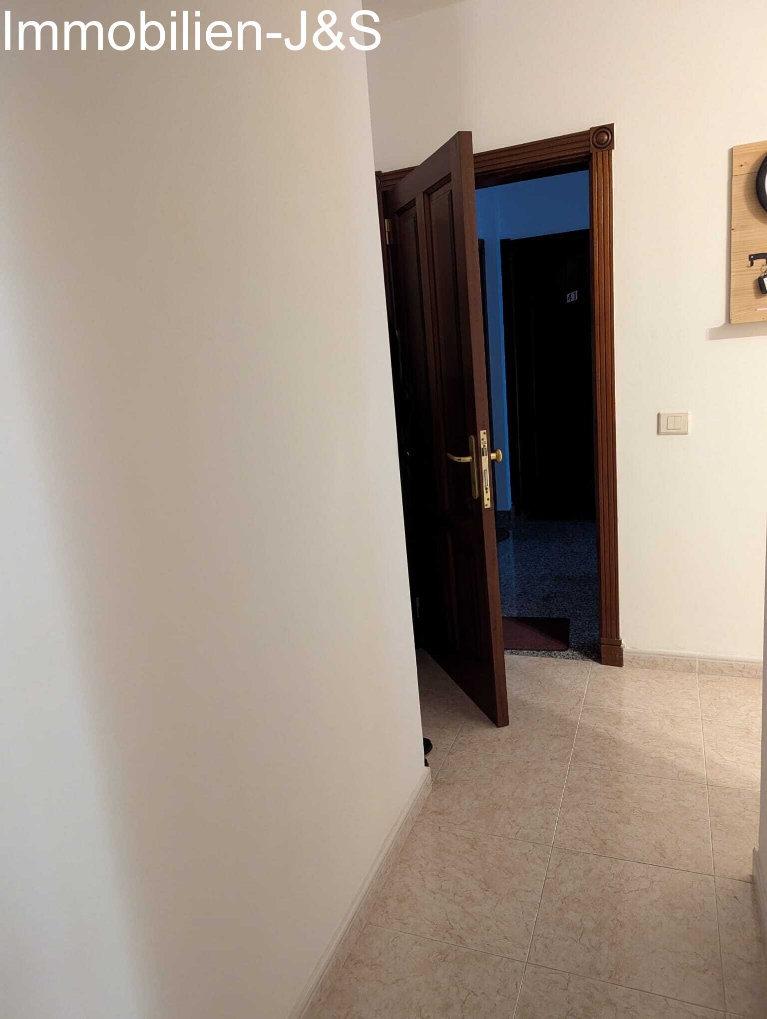 Acogedor apartamento con gran terraza en primera línea de mar con plaza de garaje