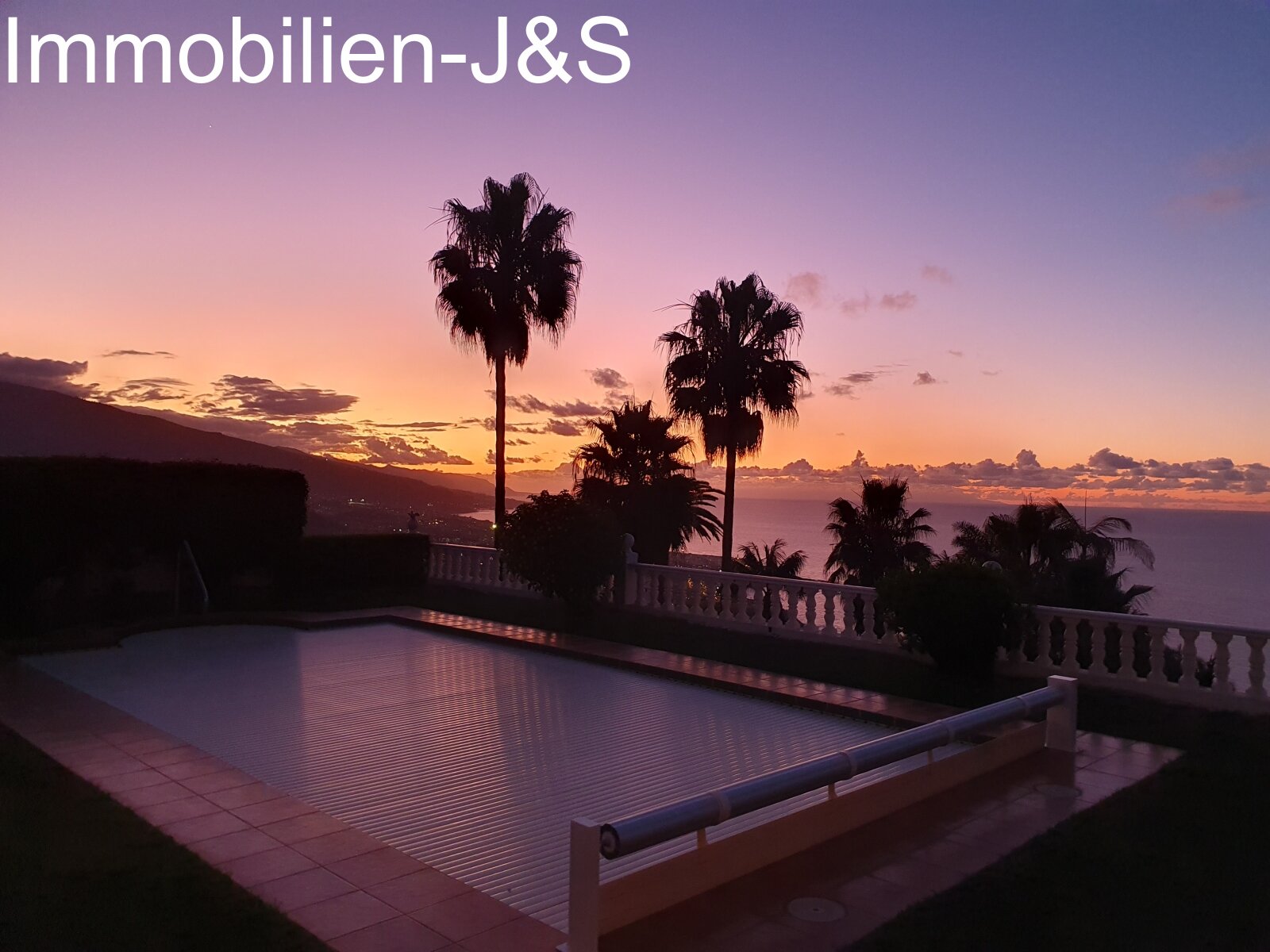 Preciosa villa independiente con piscina y espectaculares vistas al Atlántico