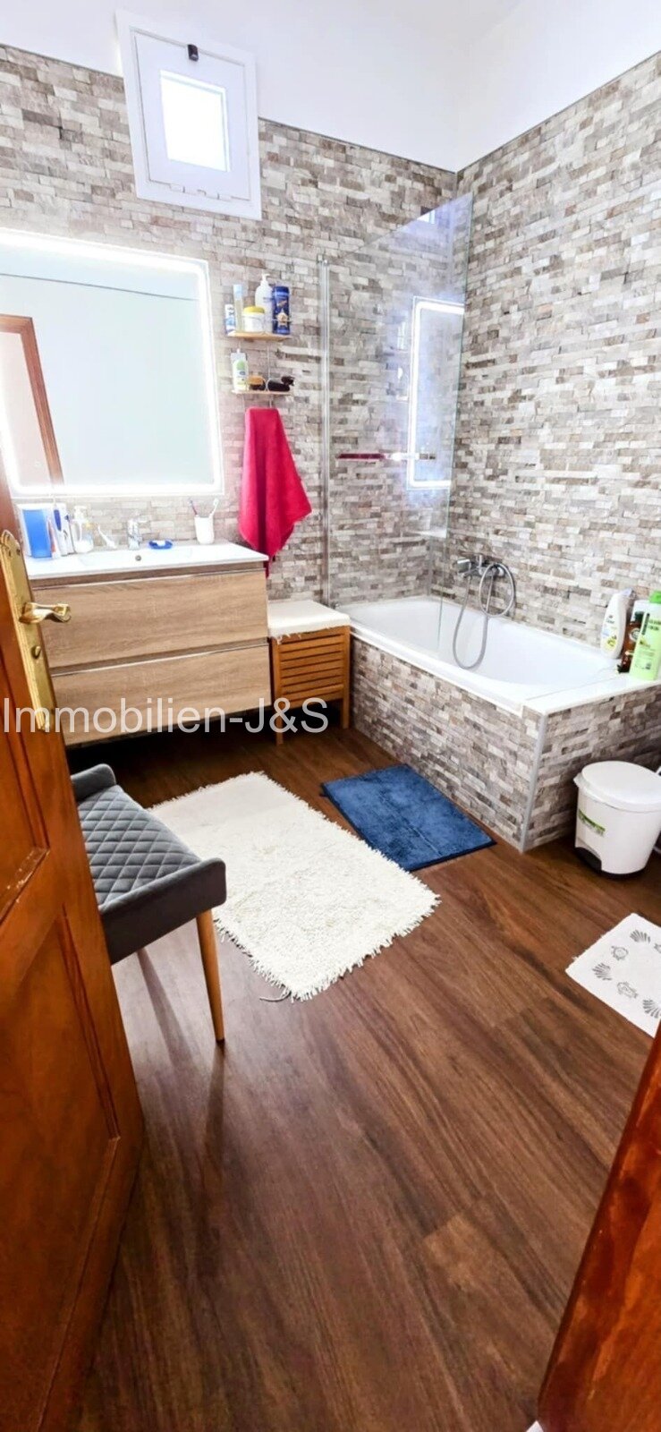 🏡 Casa Azul - ¡Listo para entrar a vivir o alquilar de forma rentable!