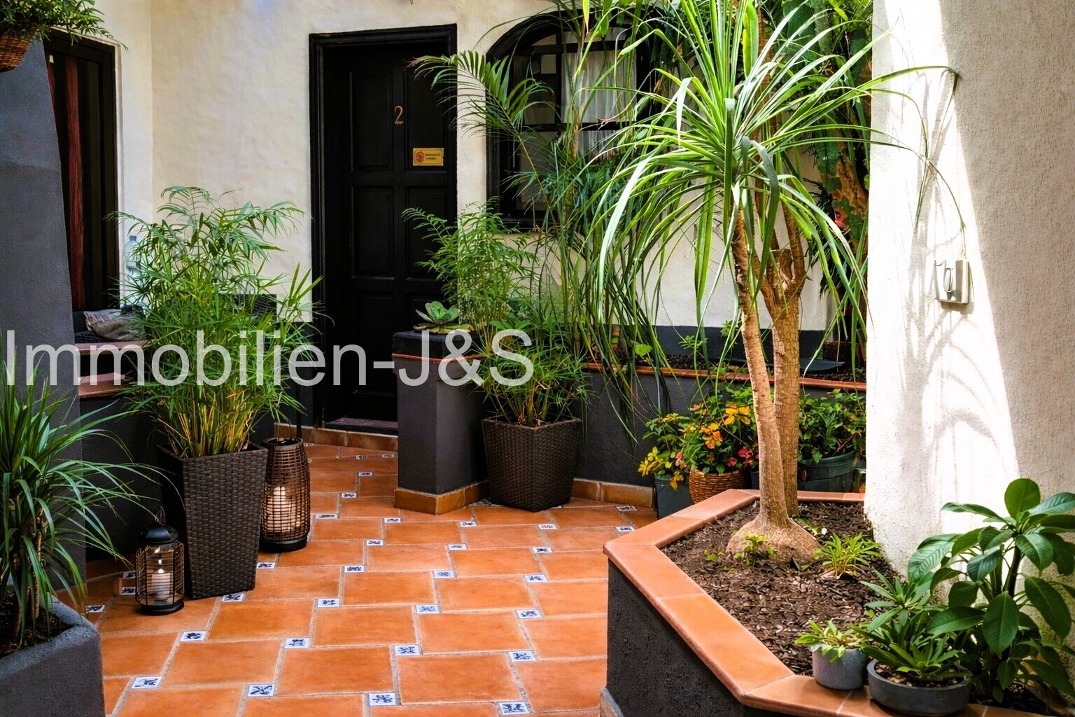 Excepcional Aparthotel Boutique Histórico con encanto y alta rentabilidad