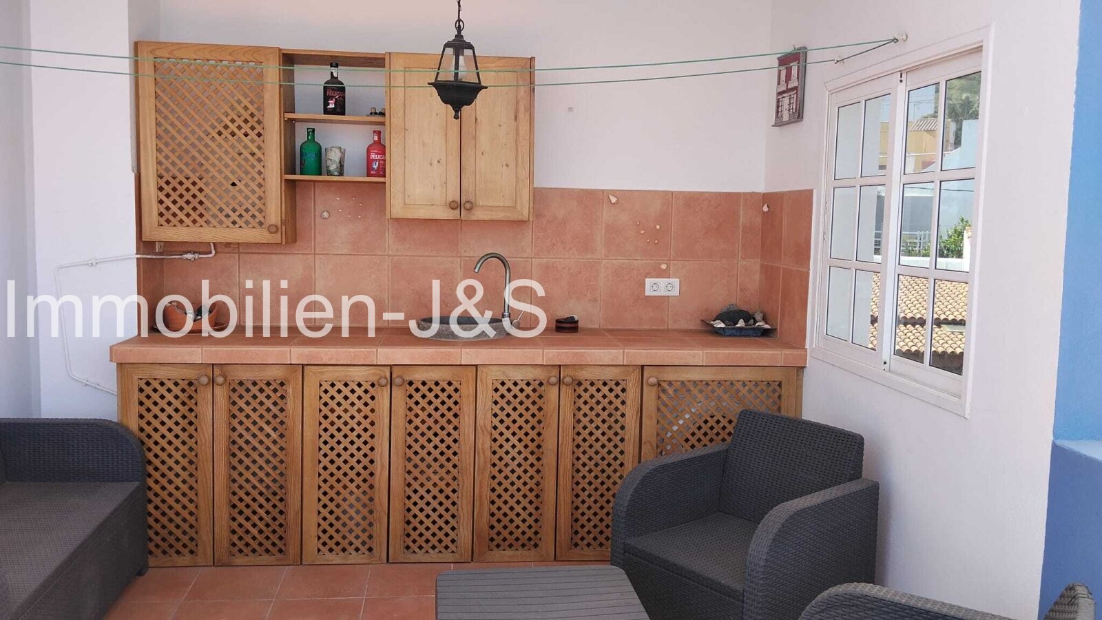 🏡 Casa Azul - ¡Listo para entrar a vivir o alquilar de forma rentable!