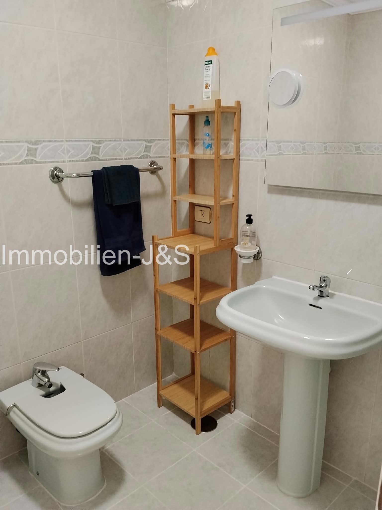 Apartamento con jardín recién reformado en alquiler en la exclusiva zona de La Paz