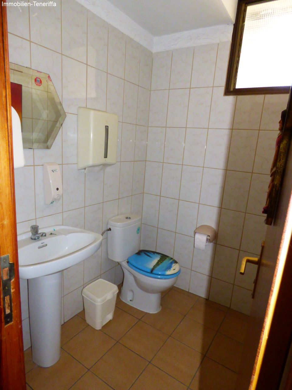Baño solo para clientes Baño solo para clientes