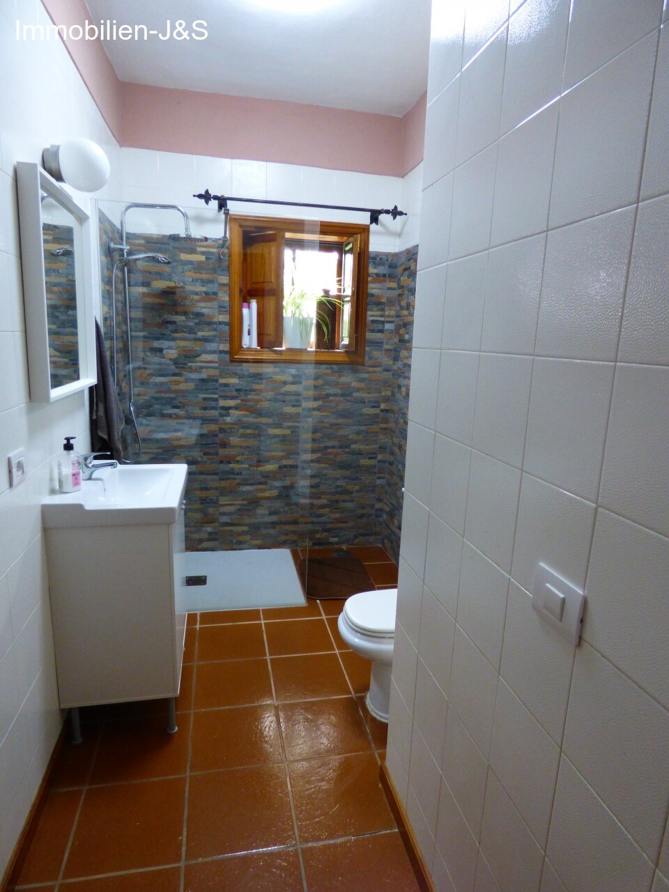 Baño planta baja