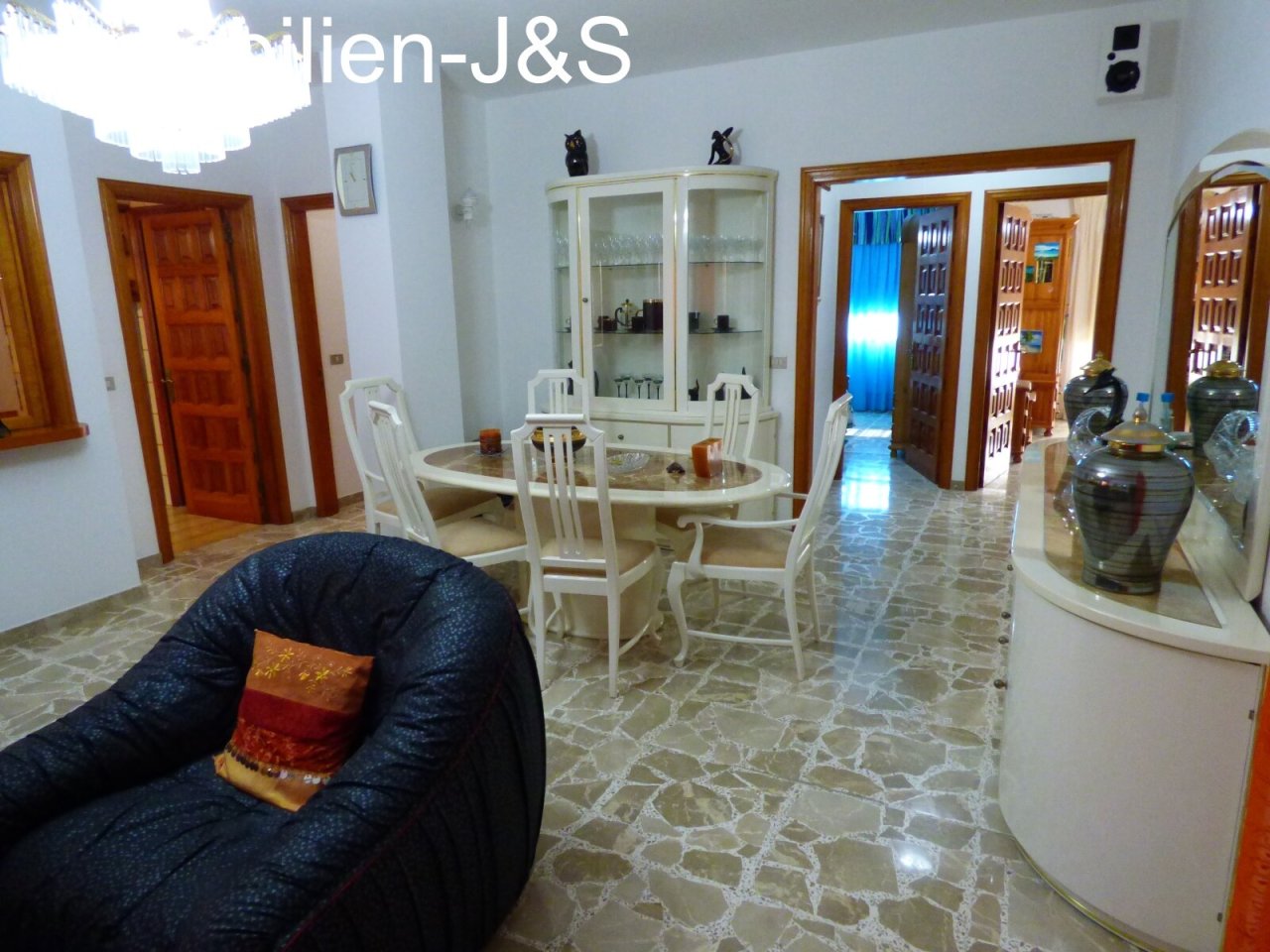 Salón - comedor Salón - comedor