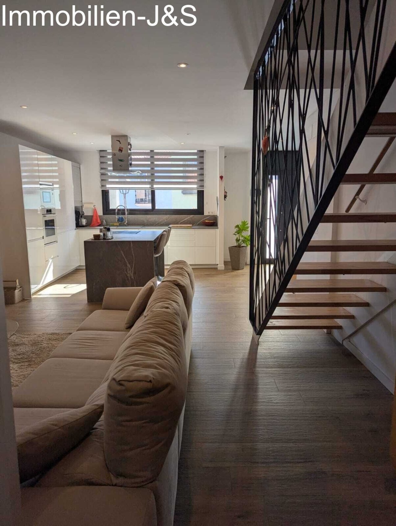 Sala de estar abierta