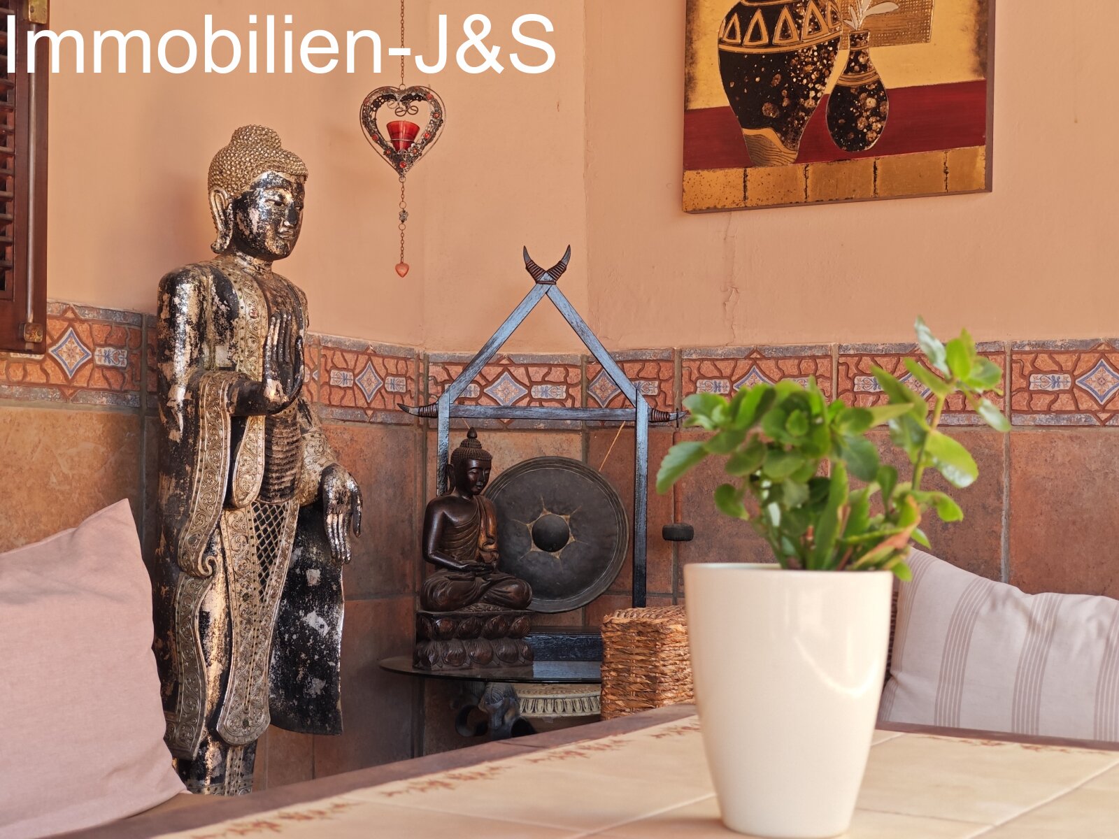 Detalles Detalles
