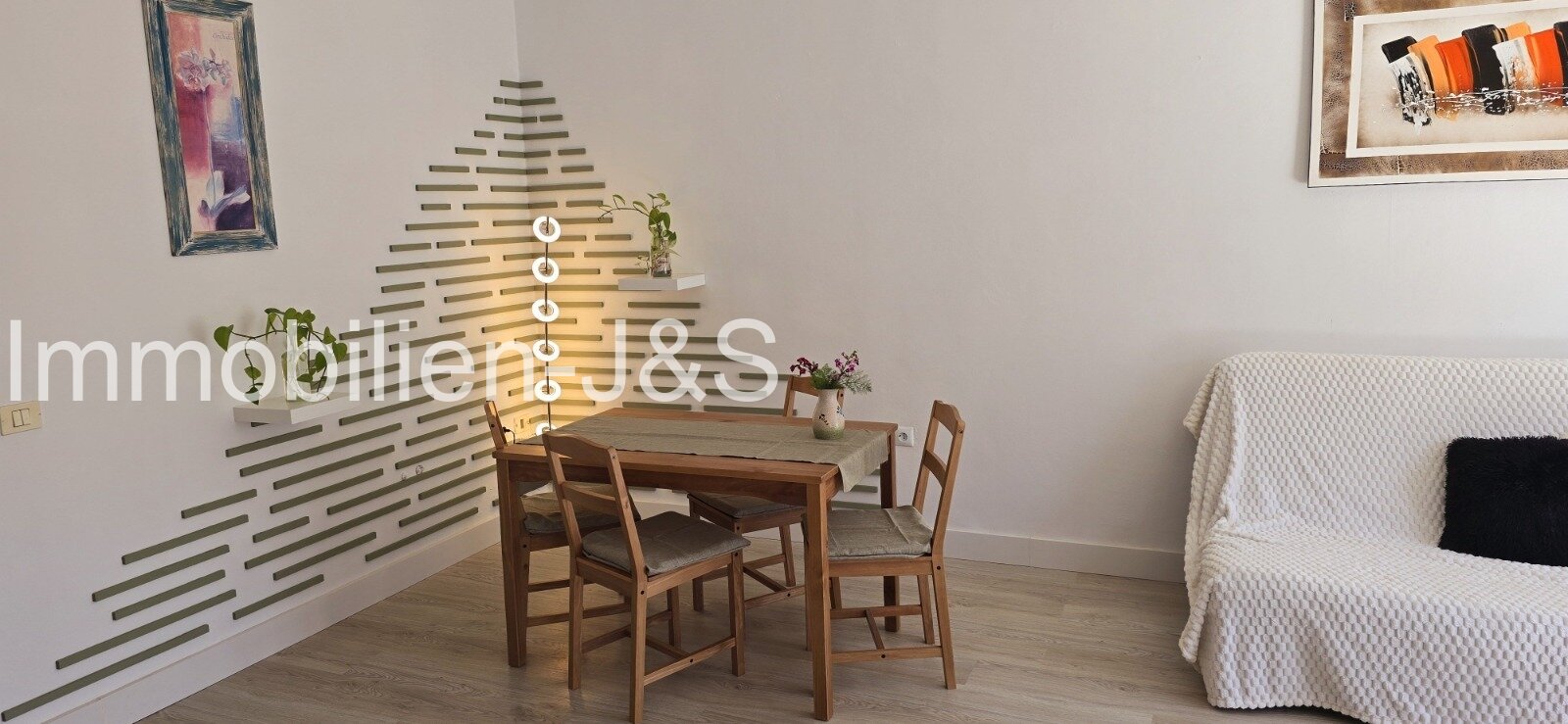 Zona de comedor planta alta